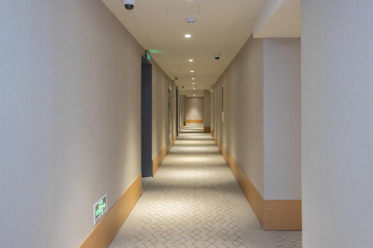 Ji Hotel Shanghai Yan An Road Branch Esterno foto